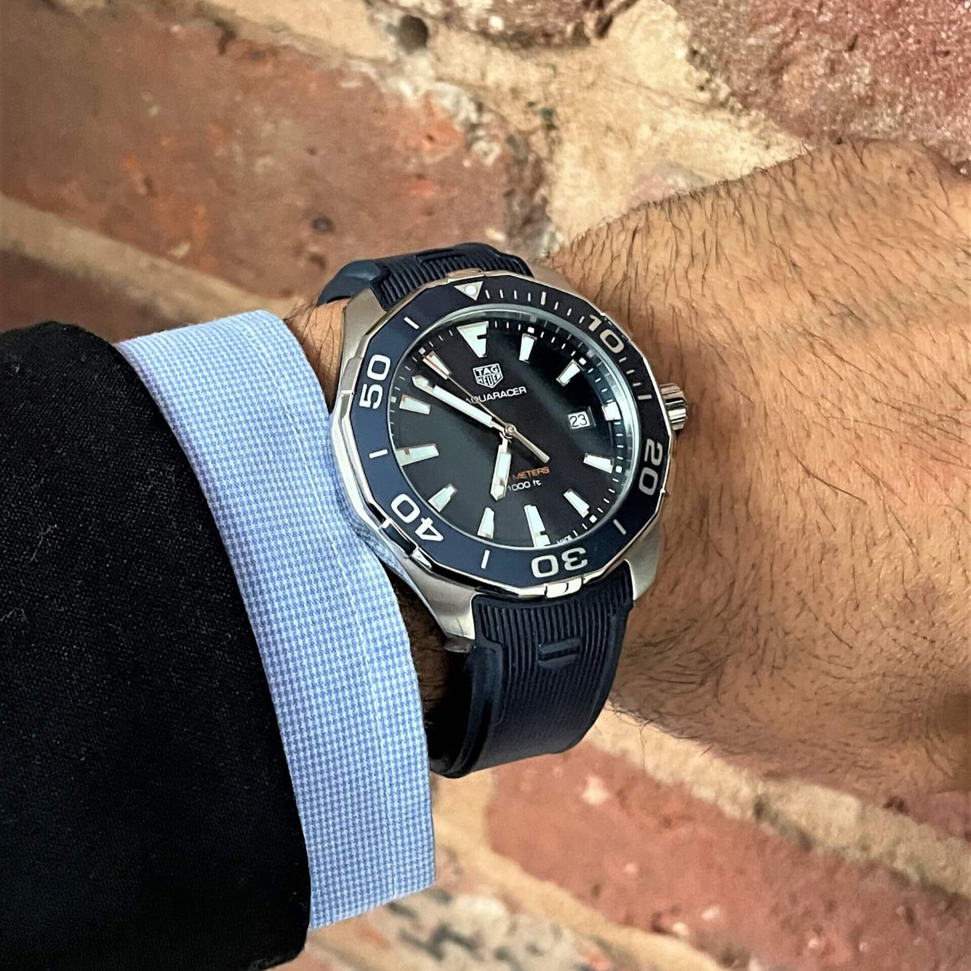 Tag Heuer Aquaracer Quartz Blue Dial Blue Rubber Strap Watch for Men - WAY101C.FT6153