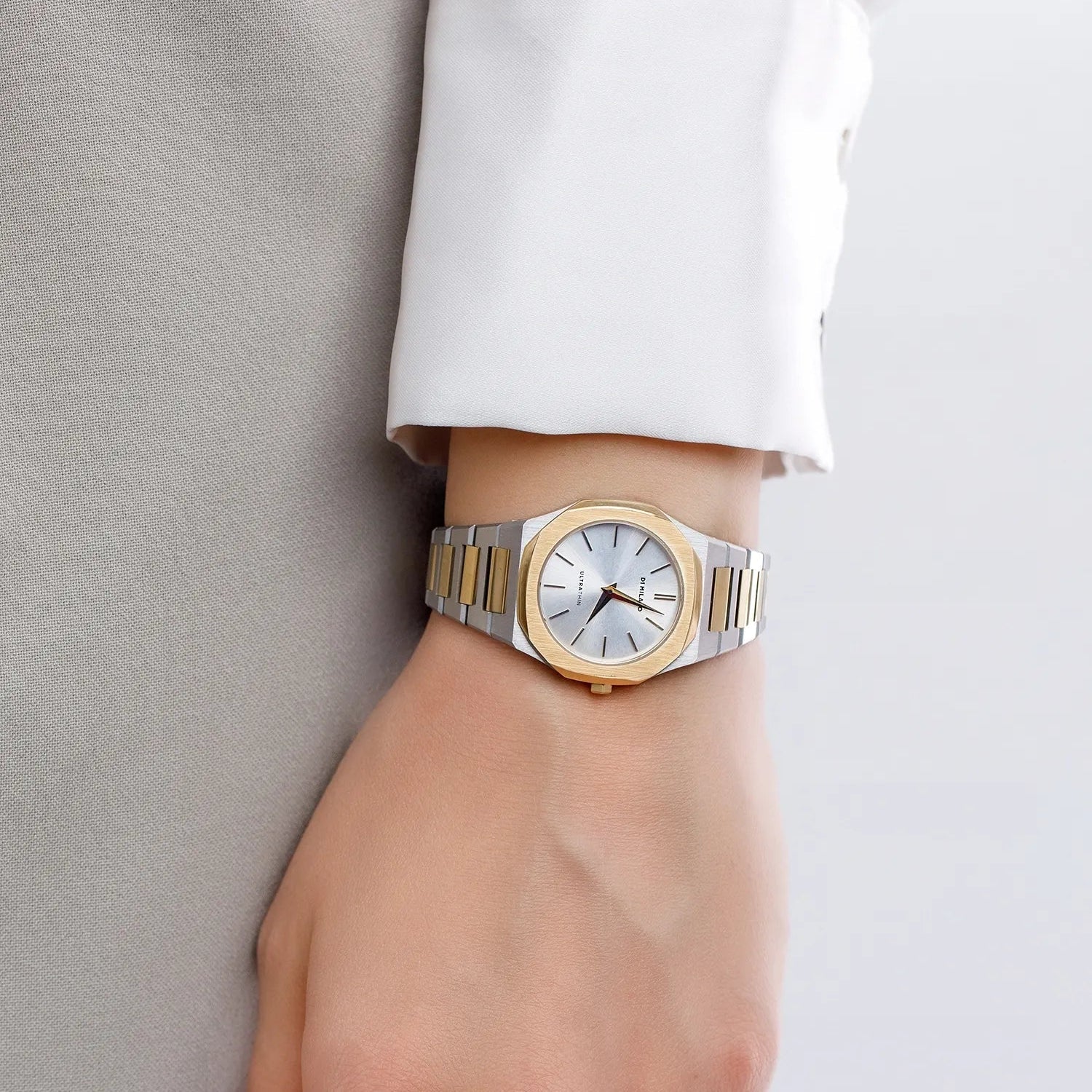 D1 Milano Ultra Thin Silver Dial Two Tone Steel Strap Watch for Women - D1-UTBL34