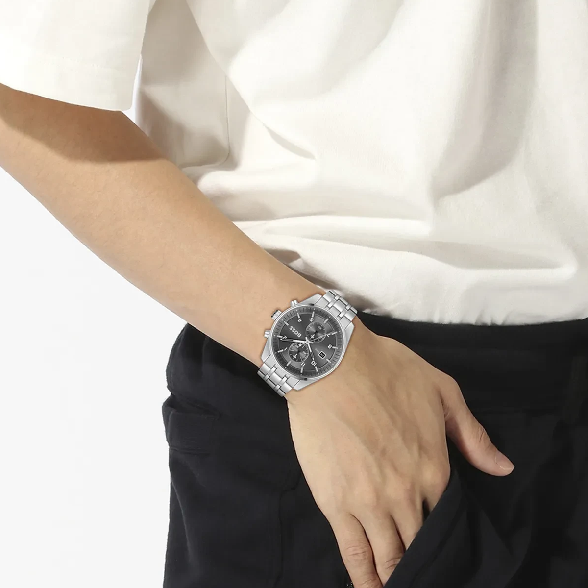 Hugo Boss Skytraveller Chronograph Grey Dial Silver Steel Strap Watch for Men - 1514151