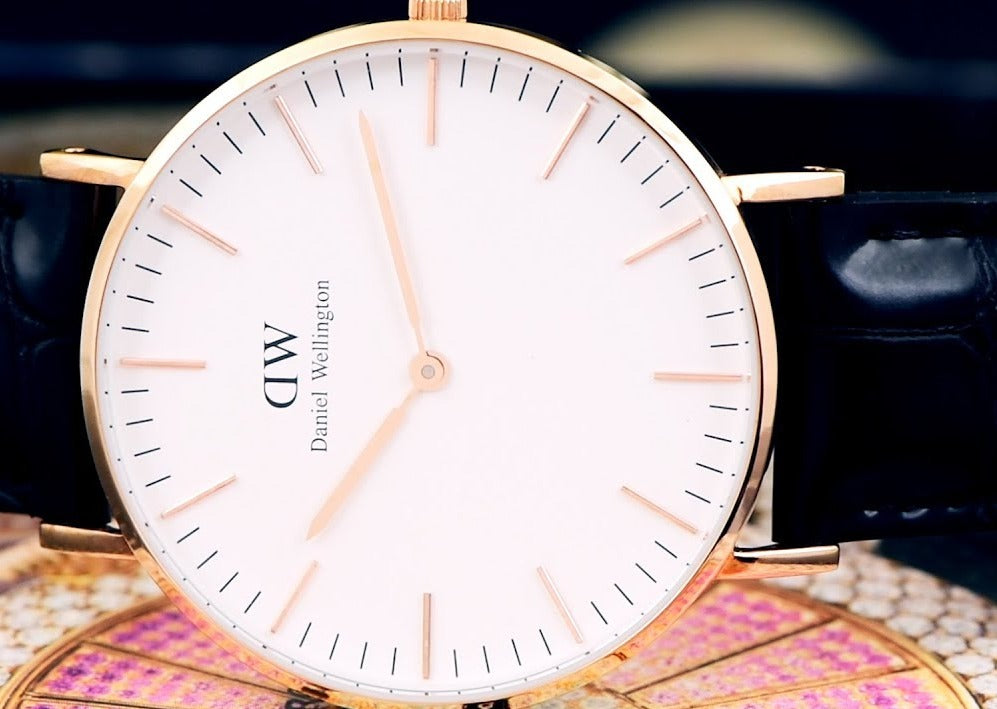 Daniel Wellington Classic Reading White Dial Black Leather Strap Watch For Women - DW00100041