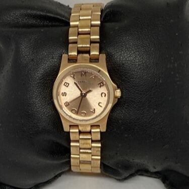 Marc Jacobs Dinky Rose Gold Dial Rose Gold Steel Strap Watch for Women - MBM3200
